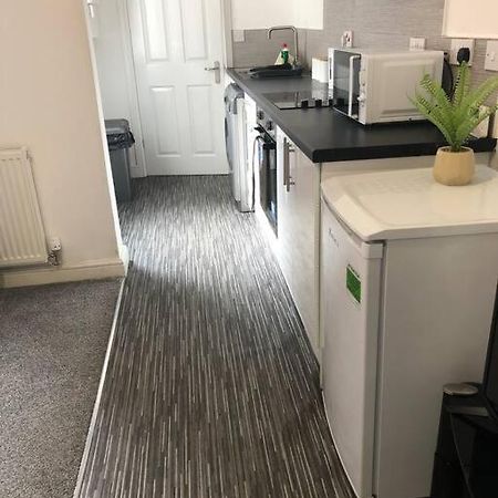 Simple And Sweet, Flat On Lewis Street - 1 Br Daire Stoke-on-Trent Dış mekan fotoğraf